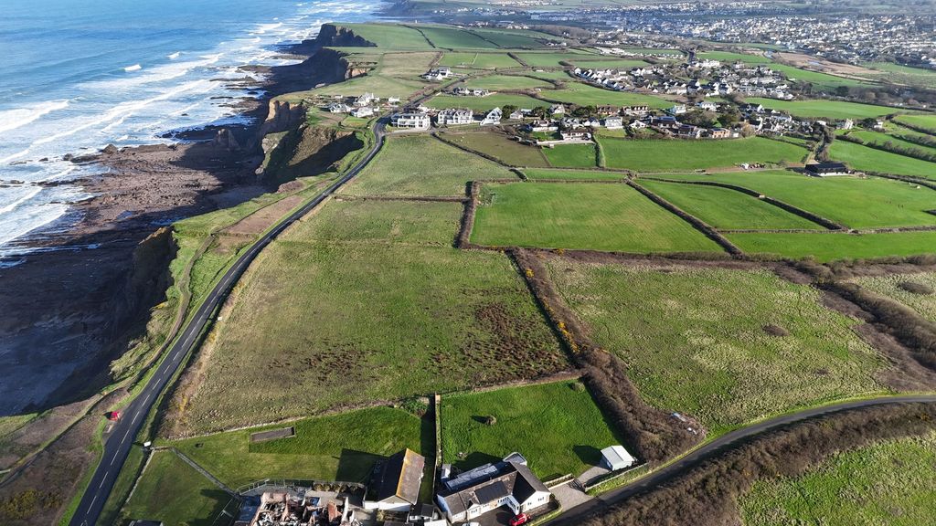 Land for saleUpton, Bude EX23 photo 3