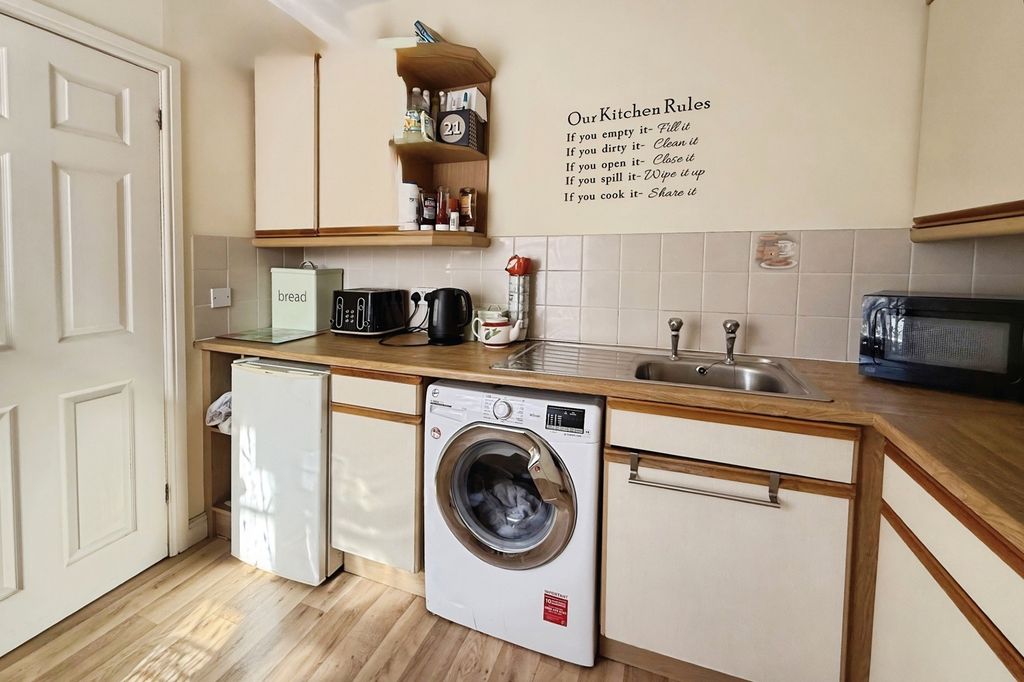 Additional image 9 of 2 bed flat for saleHigh Cross Street, Brampton, Cumbria CA8