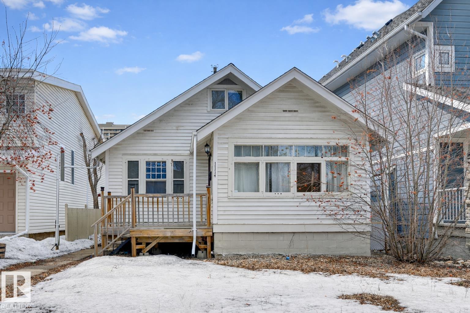 11114 80 Avenue NW, Edmonton, AB, T6G0R4