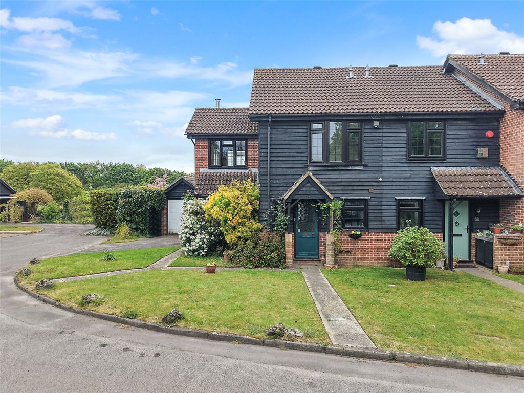 Additional image 2 of 3 bed end terrace house for saleBarleymow Court, Betchworth, Surrey RH3
