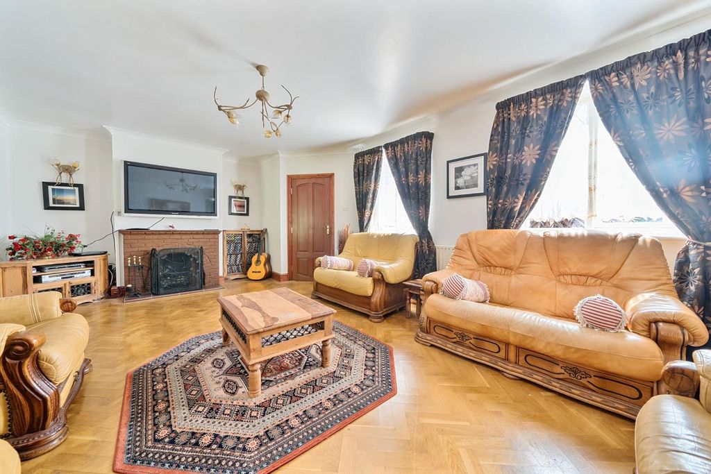 Additional image 4 of 5 bed detached house for saleMidsummer Hill, Kennington, Ashford TN24