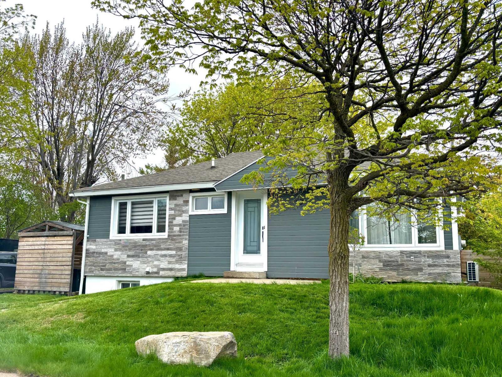 975 Av. Jules-Armand