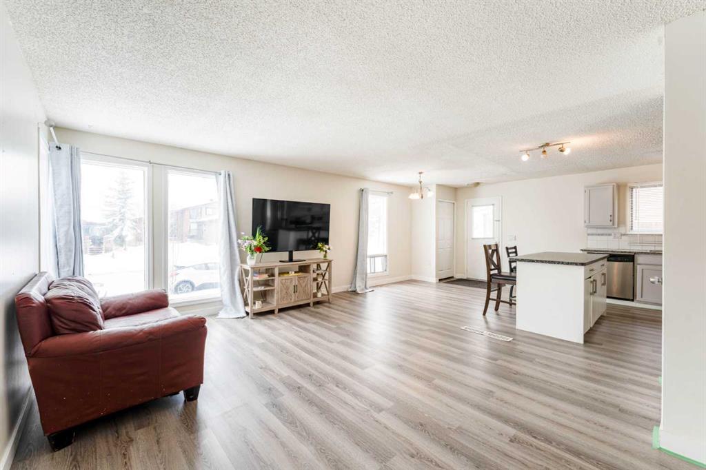 Additional image 4 of 147 Templewood Drive NE, Calgary, AB, T1Y 4M5