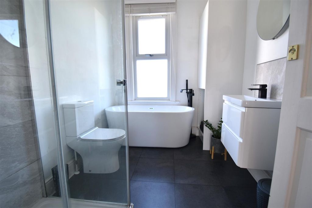 Additional image 13 of 2 bed end terrace house for saleSouthmead Road, Westbury-On-Trym, Bristol BS10