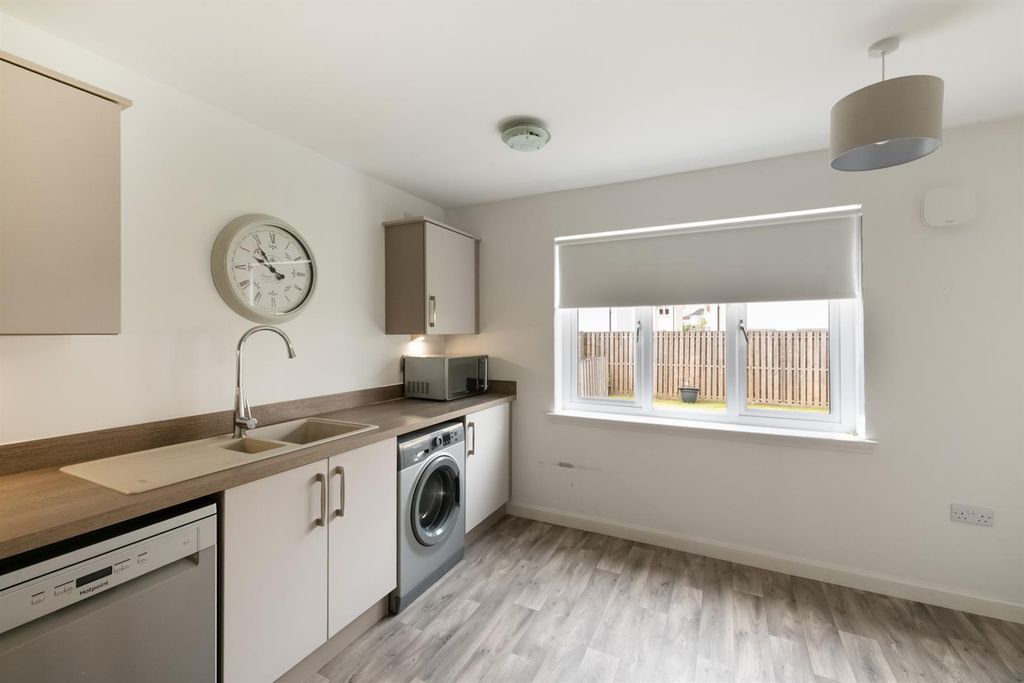 Additional image 5 of 3 bed detached house for sale39 Berryfield Crescent, Alva FK12