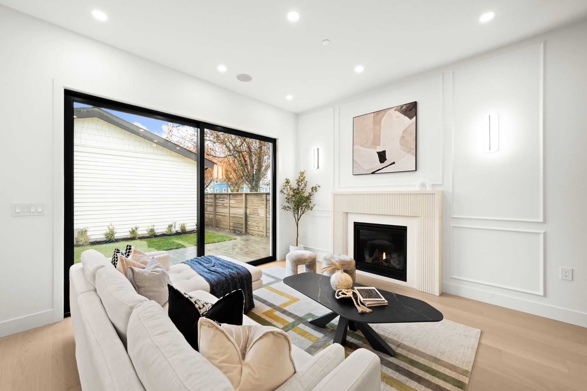 Additional image 6 of 2965 Glen Drive, Vancouver, BC, V5T 2P1