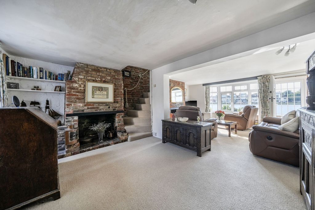 Additional image 9 of 3 bed semi-detached house for sale33 Slipper Road, Hermitage PO10