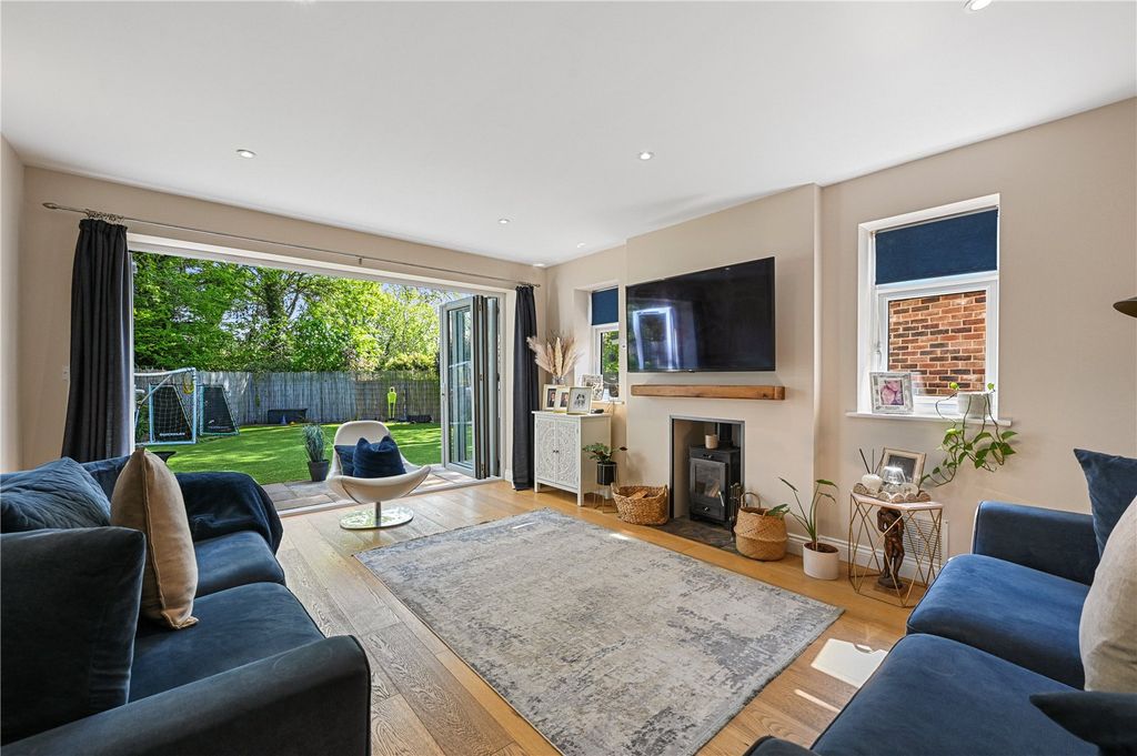 Additional image 2 of 4 bed detached house for saleAlderbury Road, Stansted Mountfitchet, Essex CM24