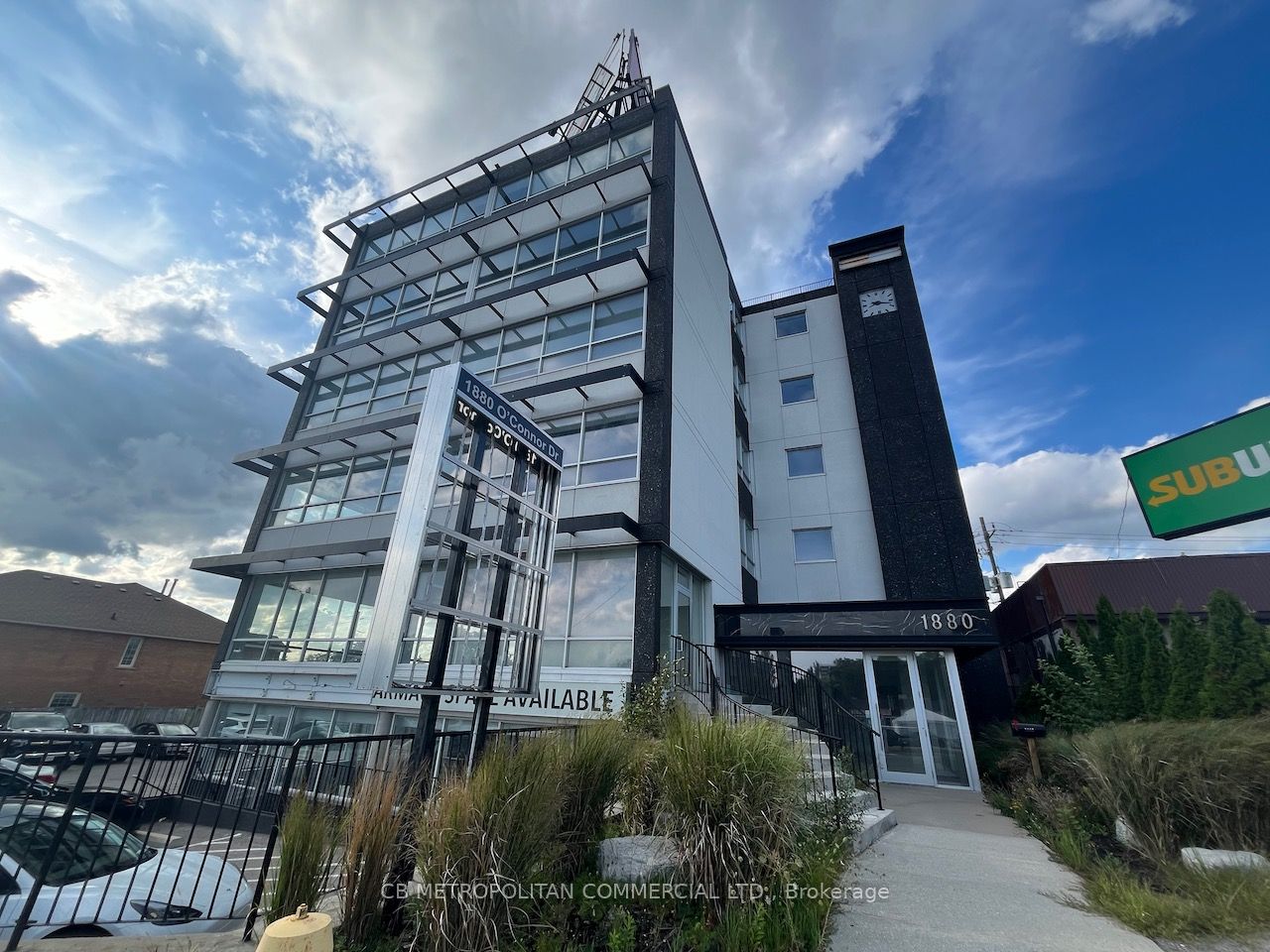 500-1880 O'connor Drive, Toronto, ON, M4A 1W9