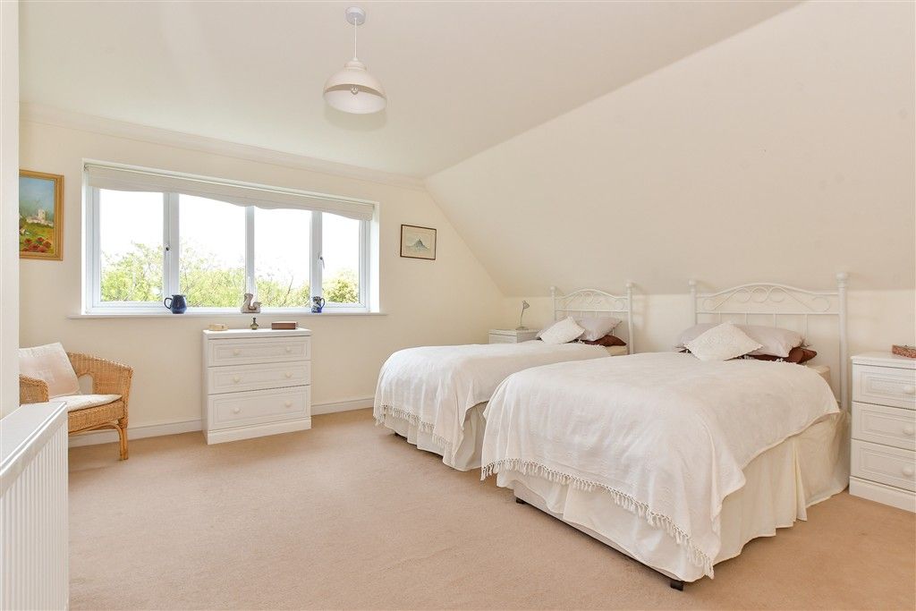 Additional image 9 of 3 bed chalet for salePreston Road, Bembridge, Isle Of Wight PO35