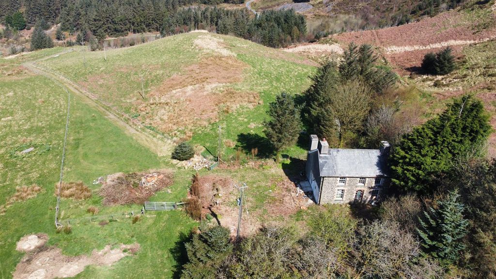 2 bed farm for saleCwmsymlog, Aberystwyth SY23