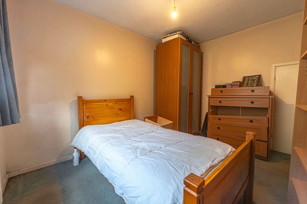 Additional image 15 of 2 bed flat for salePleasant View, Aberkenfig CF32