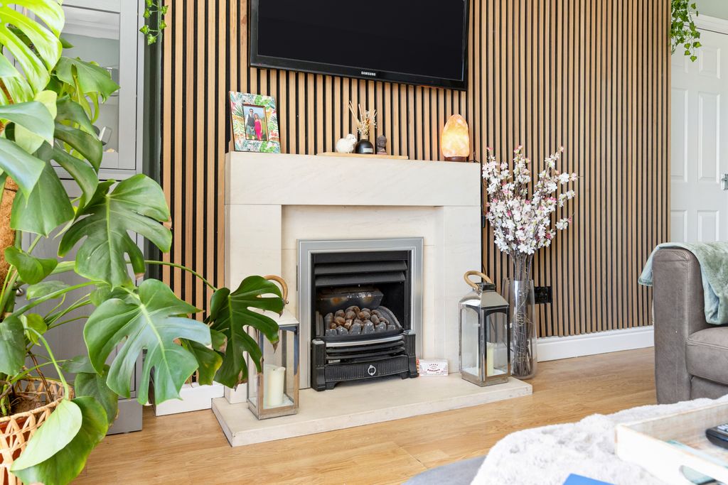 Additional image 5 of 2 bed flat for sale101 (2F1) Sighthill Loan, Sighthill, Edinburgh EH11