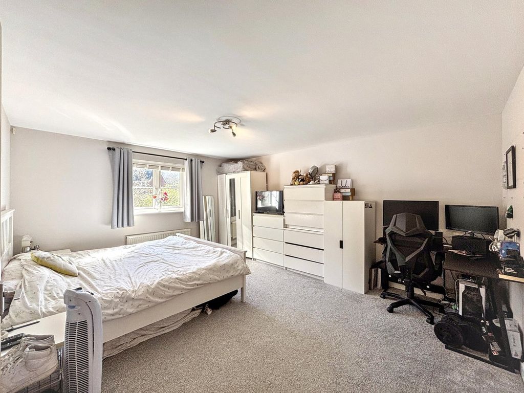Additional image 9 of 2 bed flat for salePierwarden Mews, St Leonards-On-Sea TN38