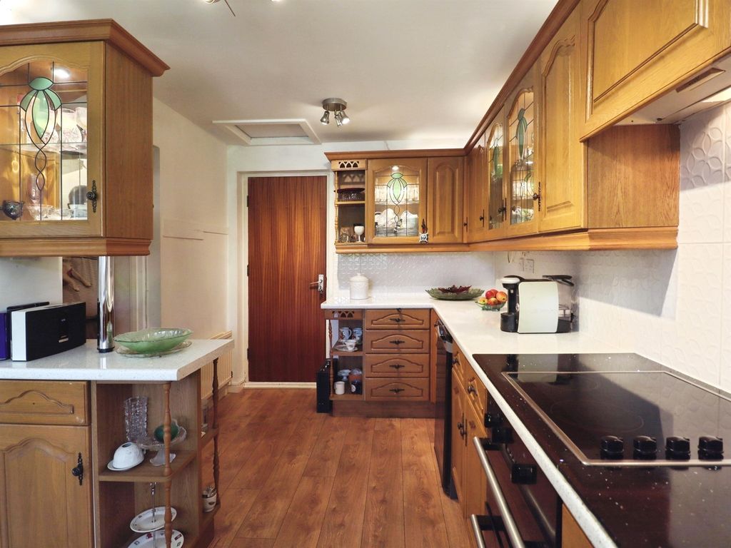 Additional image 7 of 3 bed detached house for saleAmyas Close, Cardiff CF11