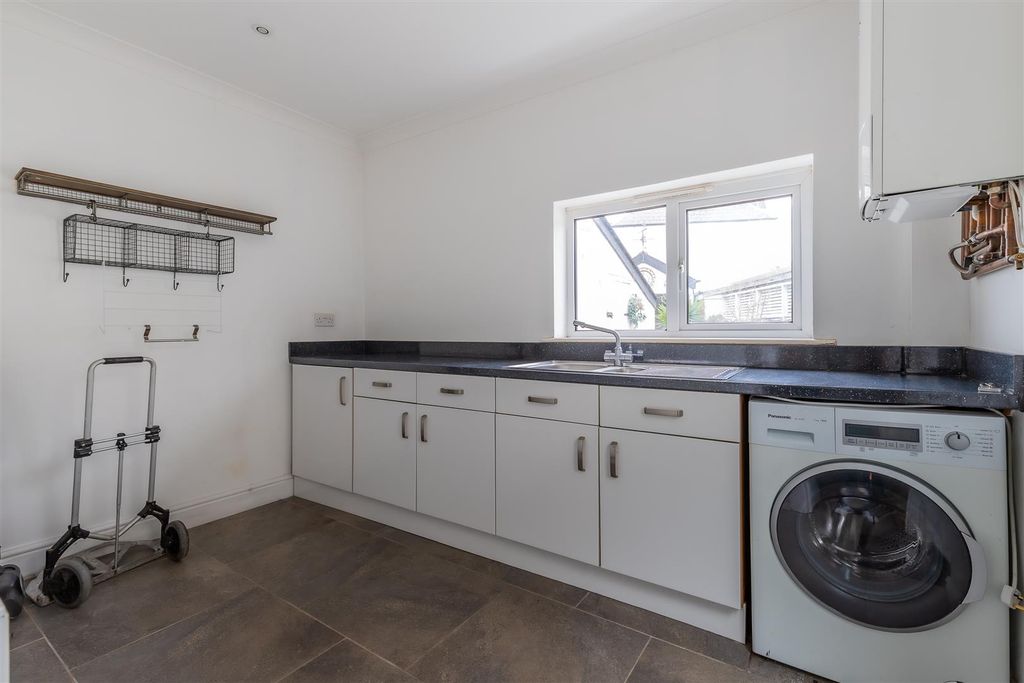 Additional image 6 of 3 bed property for saleHamilton Street, Pontcanna, Cardiff CF11