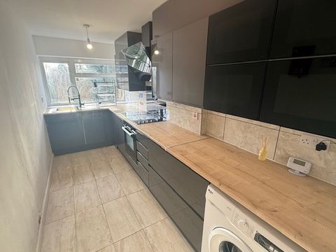 Belfast Walk, Derby DE21, Room to rent