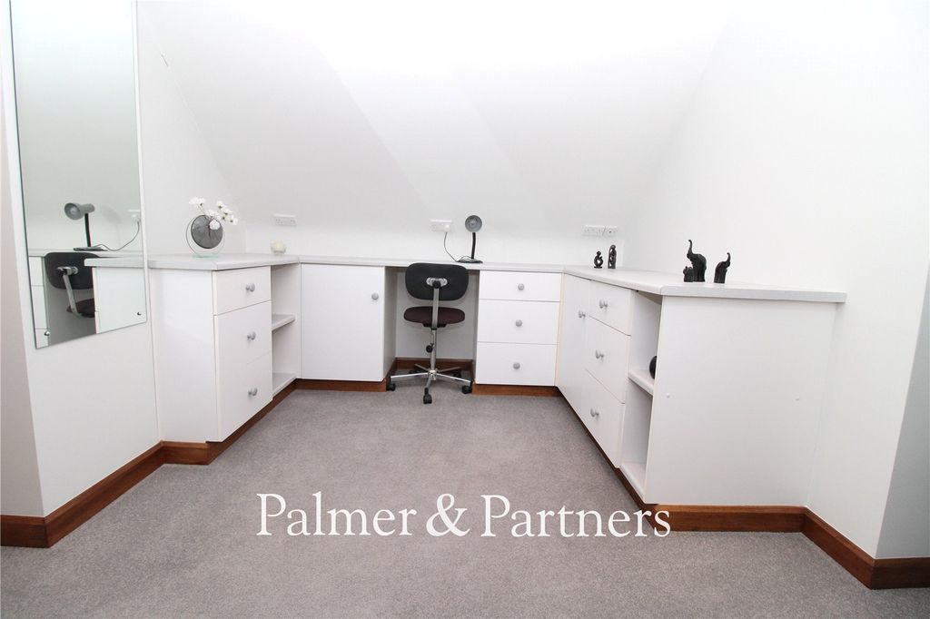 Additional image 16 of 5 bed detached house for salePost Office Road, Knodishall, Saxmundham, Suffolk IP17