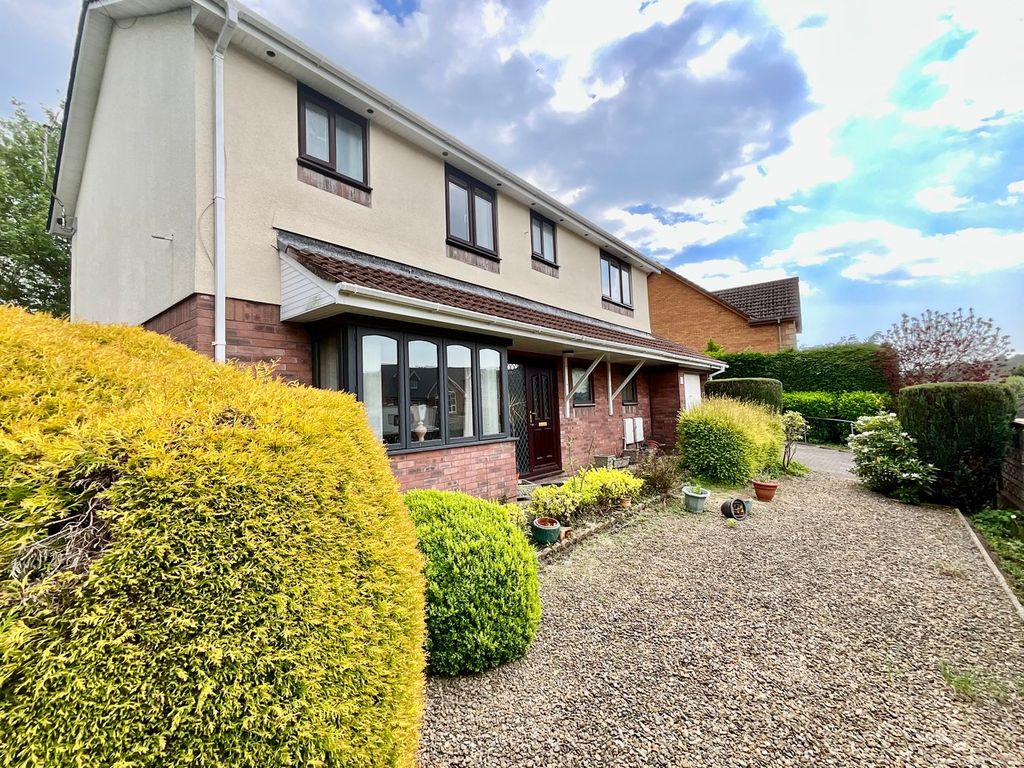 Additional image 18 of 4 bed detached house for saleVictoria Road, Fleur De Lis, Blackwood NP12
