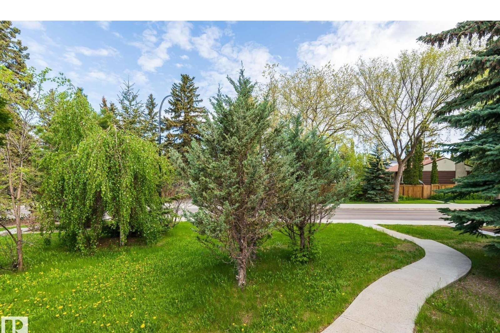 Additional image 8 of 11815 76 Avenue NW, Edmonton, AB, T6G0L1