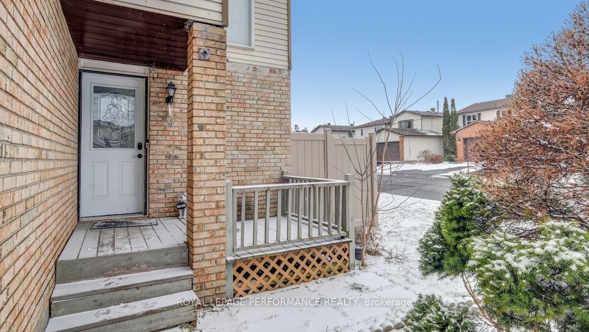 Additional image 3 of 32 Brando Crescent, Ottawa, ON, K1T 2E3