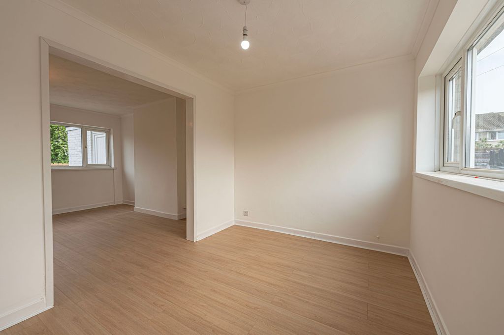 Additional image 3 of 3 bed semi-detached house for saleShelley Close, Caldicot NP26