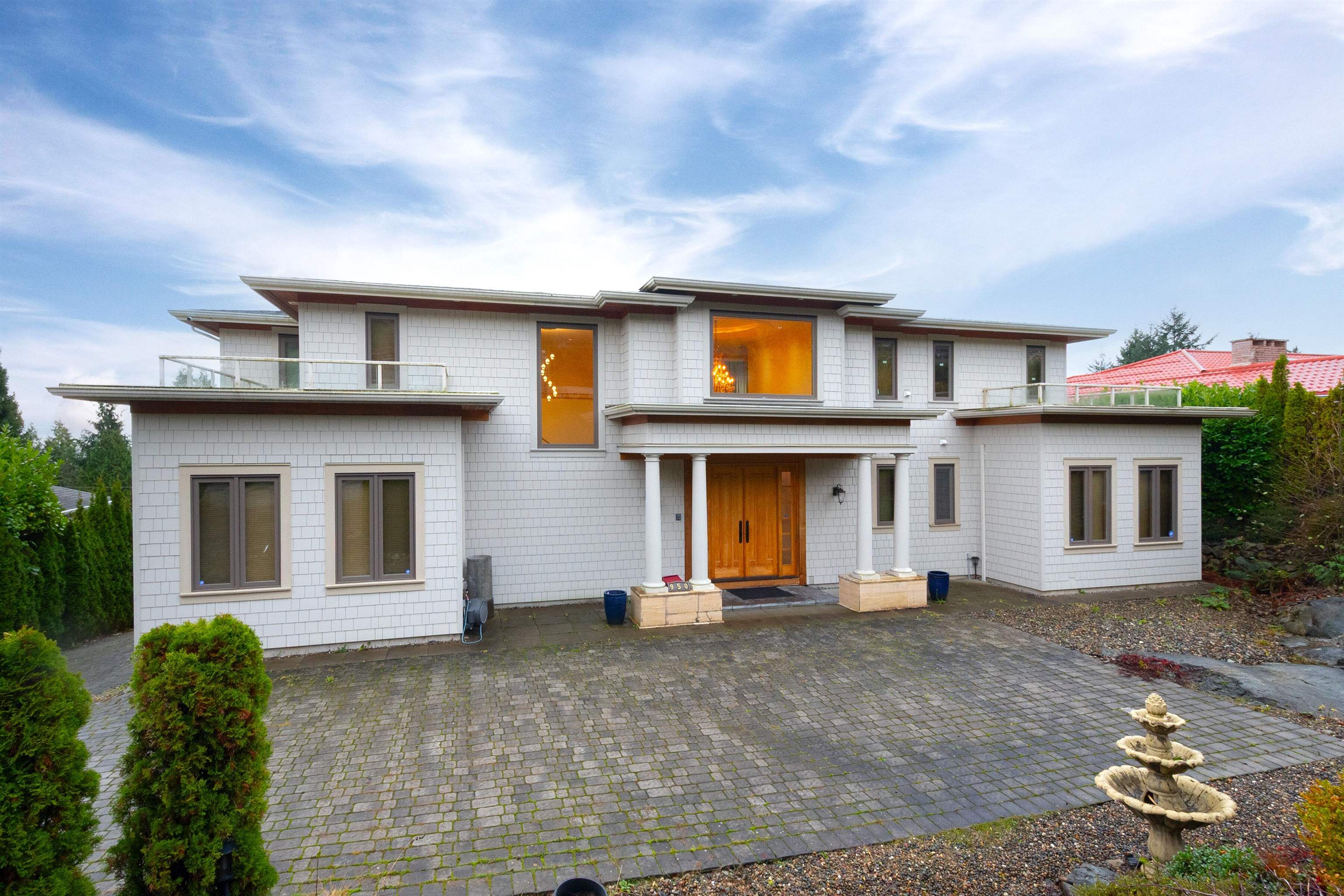 950 Greenwood Road, West Vancouver, BC, V7S 1X7