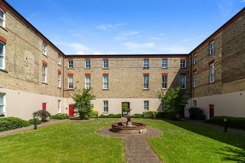 Additional image 11 of 1 bed flat for saleMallard Road, Abbots Langley WD5