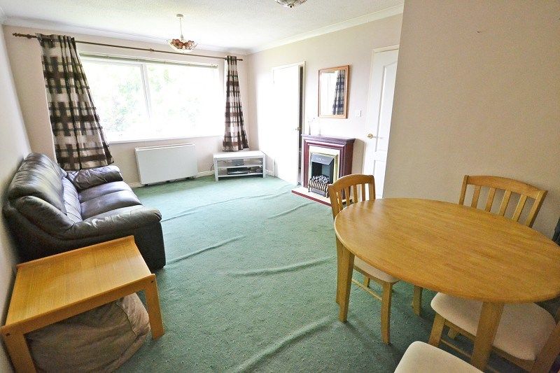 1 bed flat for saleSoane Close, Rogerstone NP10 photo 3