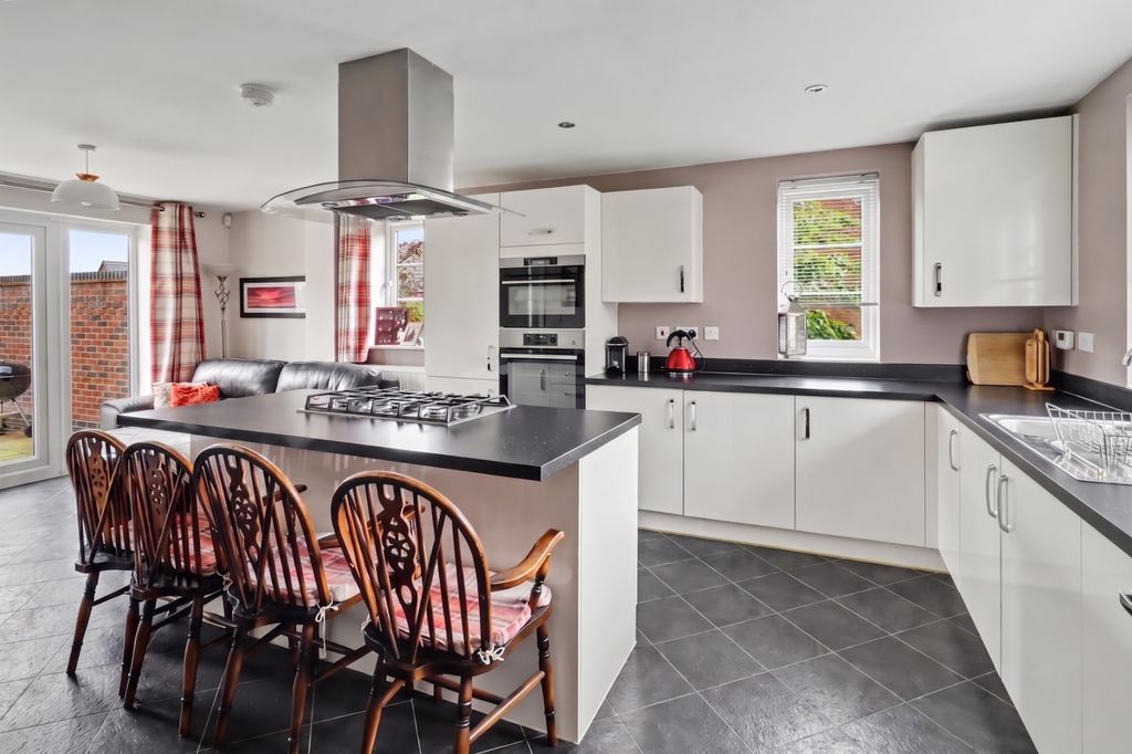 Additional image 3 of 4 bed detached house for saleSpring Avenue, Ashby-De-La-Zouch LE65