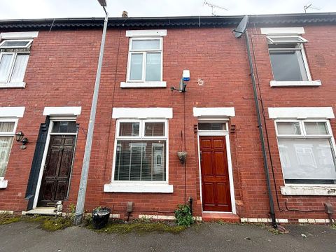 Johnson Street, Manchester M27