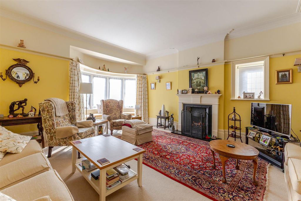 Additional image 5 of 6 bed detached house for saleCollington Avenue, Bexhill-On-Sea TN39
