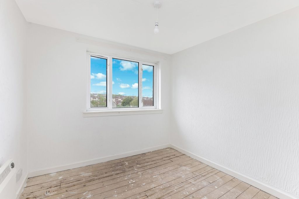 Additional image 10 of 3 bed flat for saleDrumclair Place, North Lanarkshire, Airdrie ML6
