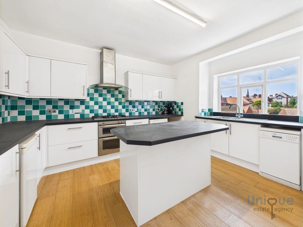 Additional image 3 of 3 bed flat for saleBromley Road, Lytham St. Annes FY8