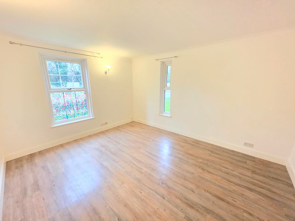 Additional image 4 of 2 bed flat for saleVictoria Place, Banbury OX16