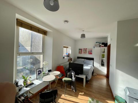 Walter Road, Swansea SA1