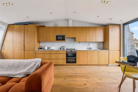 Chalcot Road, Primrose Hill, London NW1