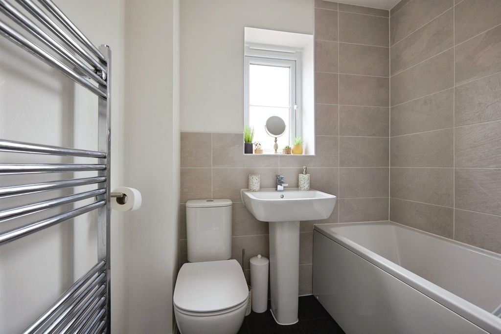 Additional image 11 of 3 bed detached house for saleAlmsford Close, Ansford, Castle Cary BA7