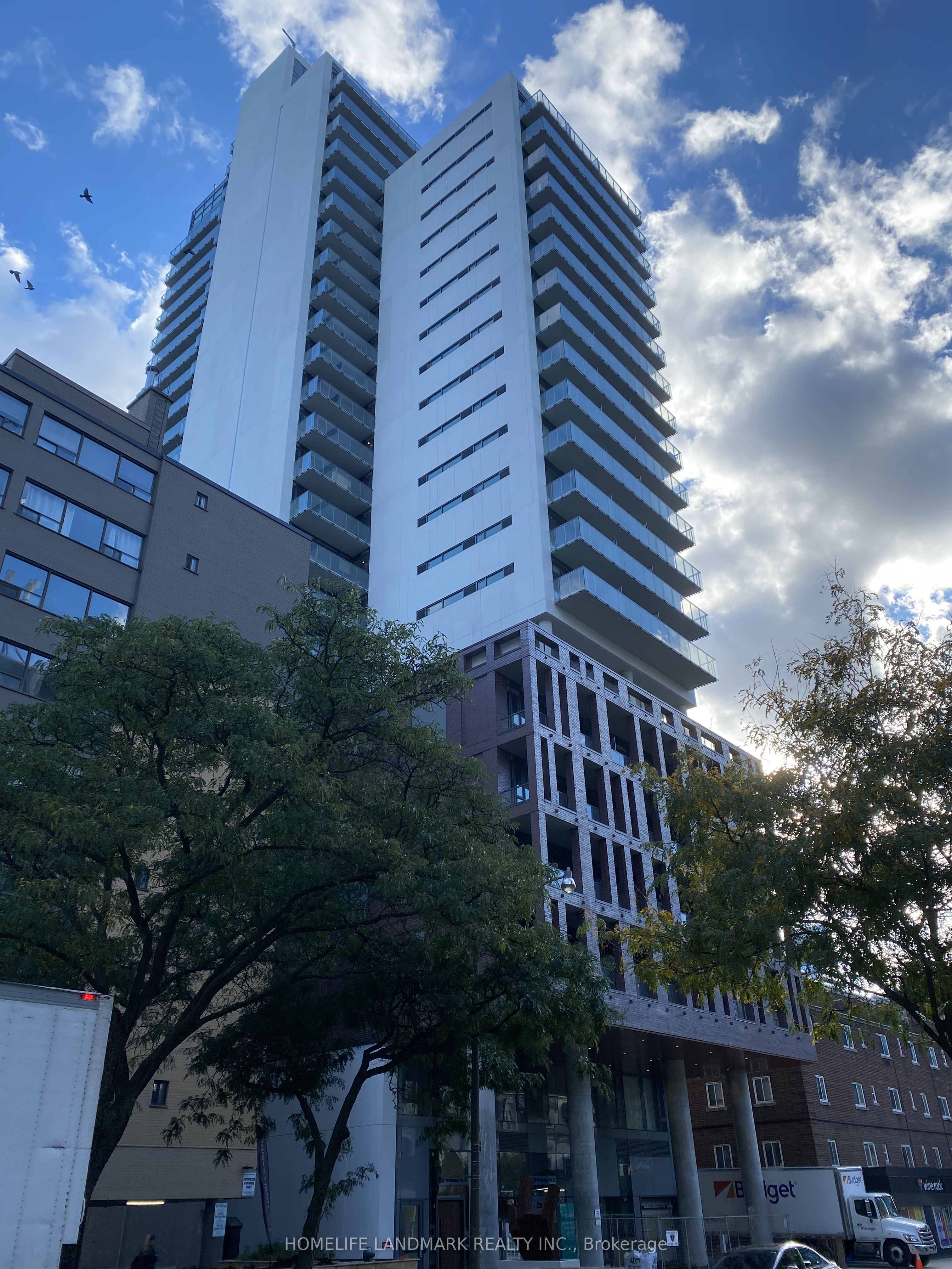 2505-81 Wellesley Street E, Toronto, ON, M4Y 0C5