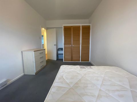 Noel House, Dorman Way, London NW6, Room to rent