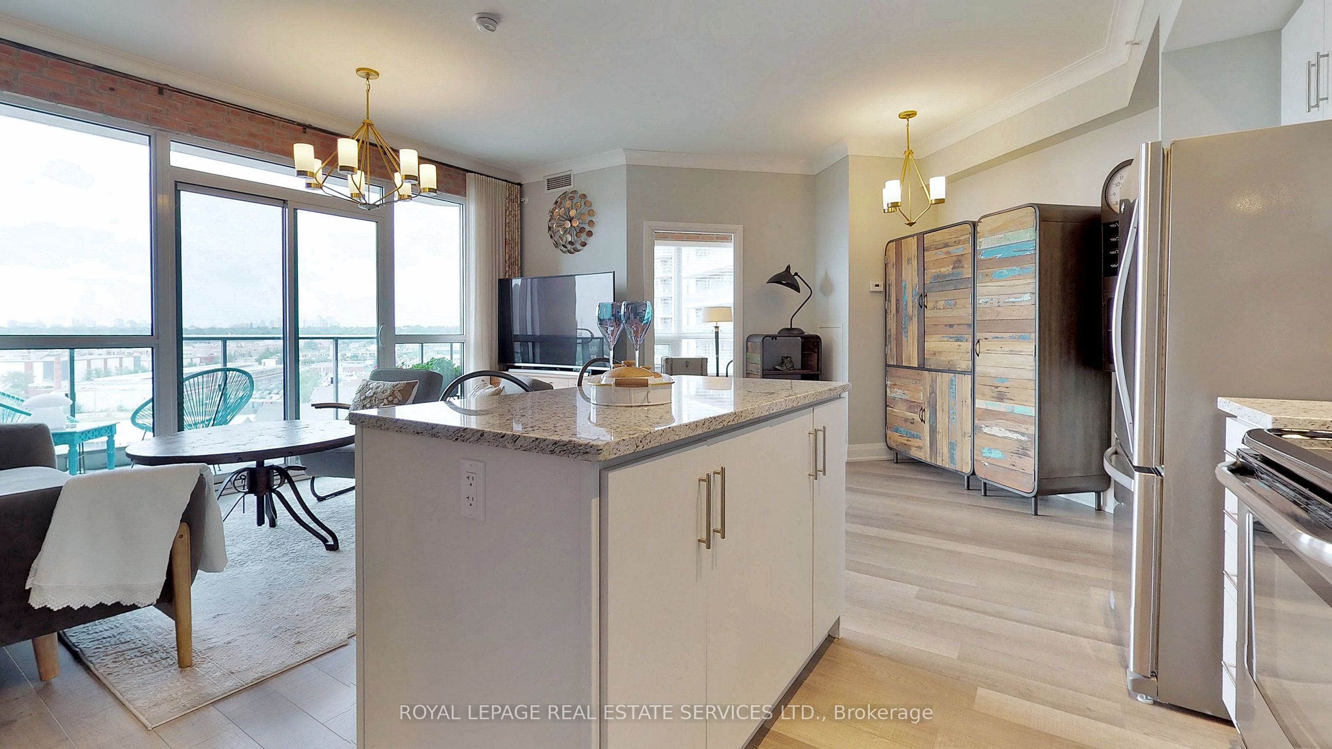 Additional image 4 of 813-160 Vanderhoof Avenue, Toronto, ON, M4G 0B7