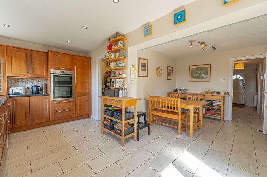 Additional image 2 of 4 bed detached house for saleMill Common, Undy NP26