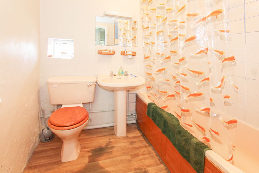 Additional image 7 of 2 bed property for saleGuelles Road, St Peter Port, Guernsey GY1