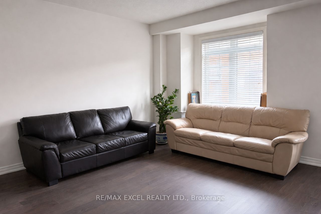 Additional image 2 of 27 Spiv Grove Way, Markham, ON, L6E 0T6