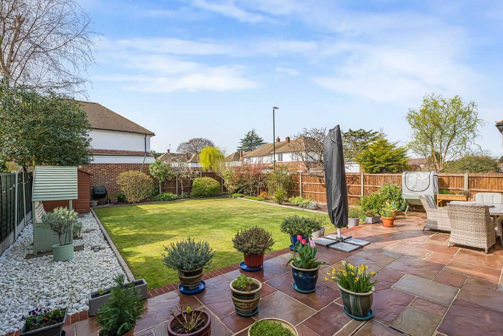 Additional image 4 of 4 bed semi-detached house for saleCold Blow Crescent, Bexley DA5