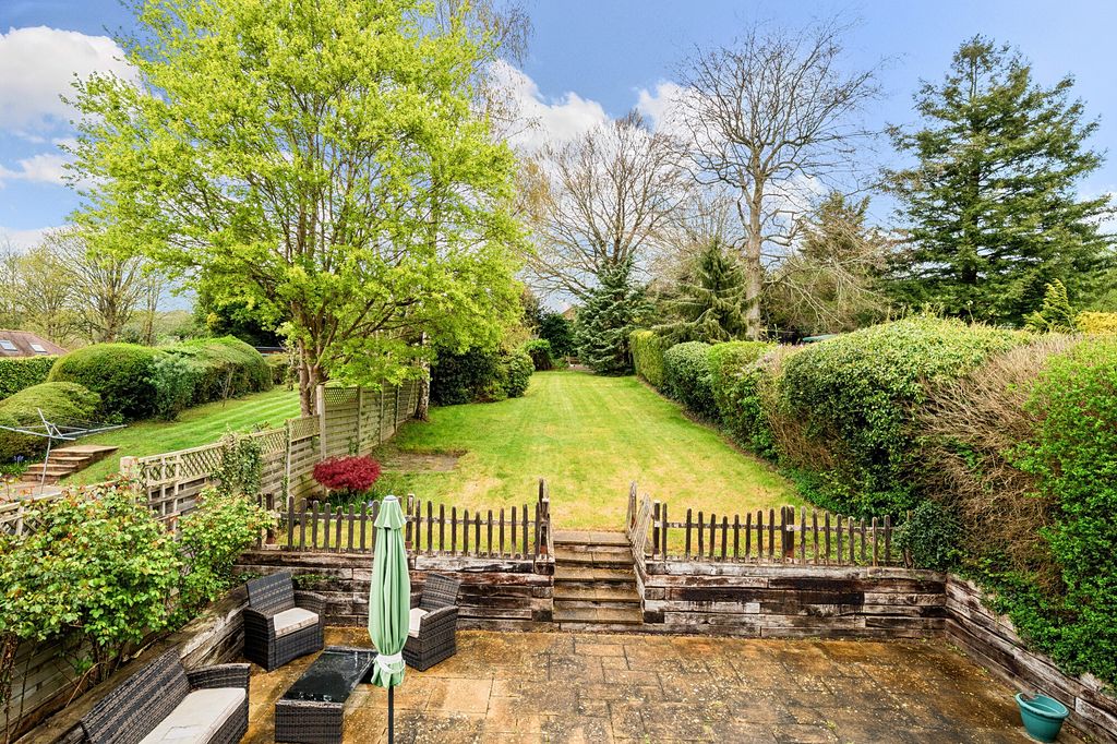 Additional image 2 of 5 bed detached house for saleMillshot Drive, Amersham HP7