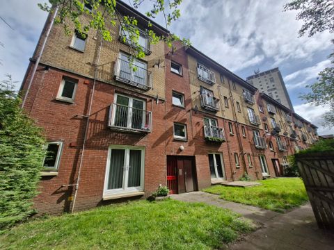 Curle Street, Glasgow G14