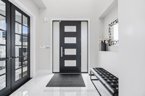 Additional image 8 of 4 Spain Crescent, Brampton, ON, L6P 4G8