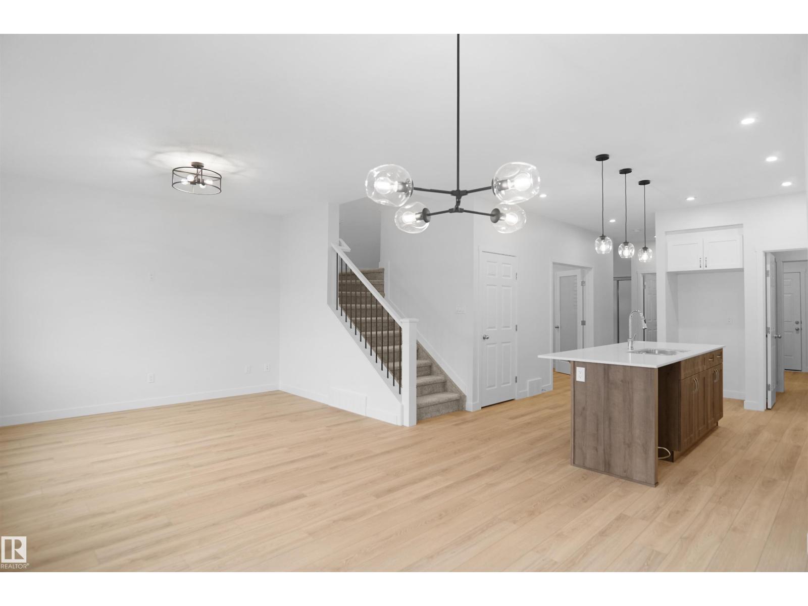 Additional image 6 of 13132 214 Street NW, Edmonton, AB, T5S0X1