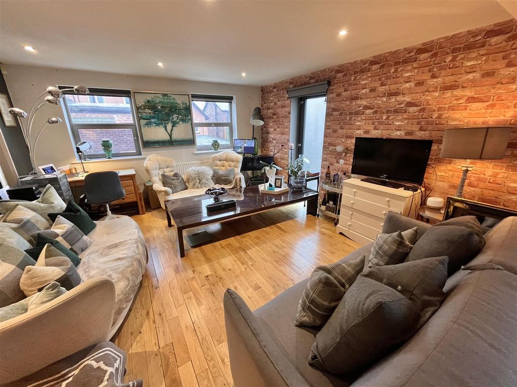 Additional image 2 of 3 bed end terrace house for saleClifton Street, Alderley Edge SK9